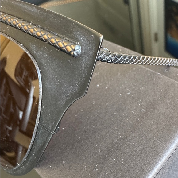 Bottega Veneta Brown Sunglasses with Quilted Case and Box - Picture 4 of 5